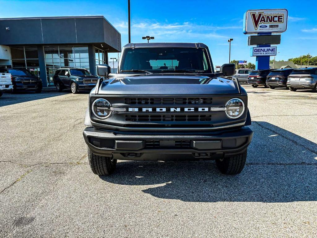 new 2025 Ford Bronco car, priced at $45,138