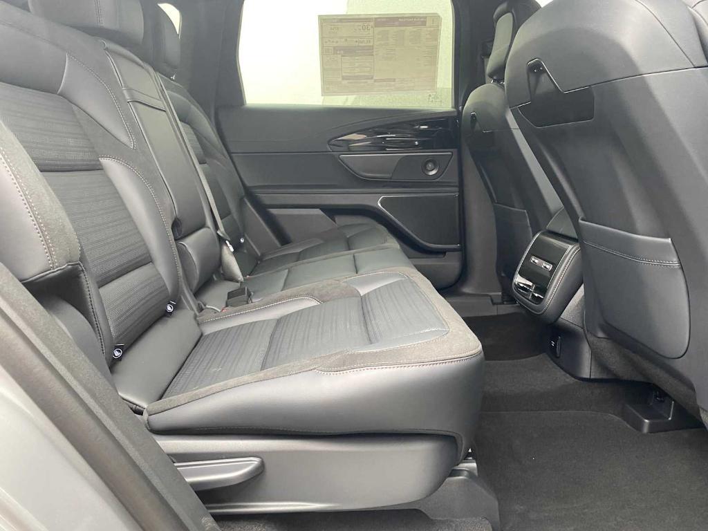 new 2025 Lincoln Nautilus car, priced at $60,732