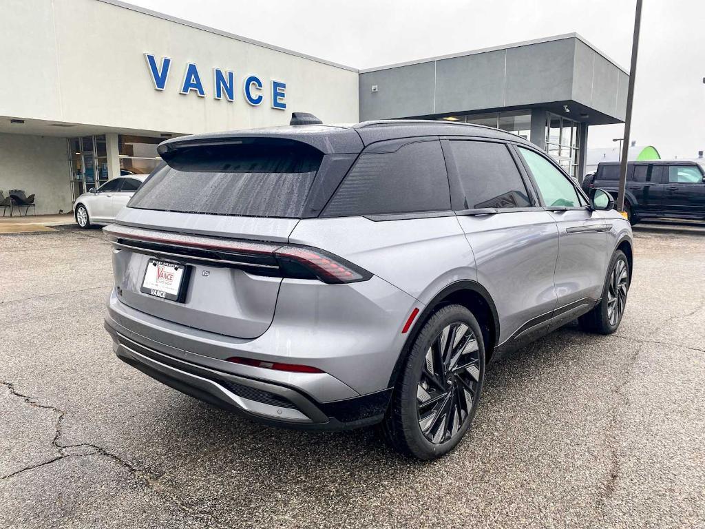 new 2025 Lincoln Nautilus car, priced at $60,732