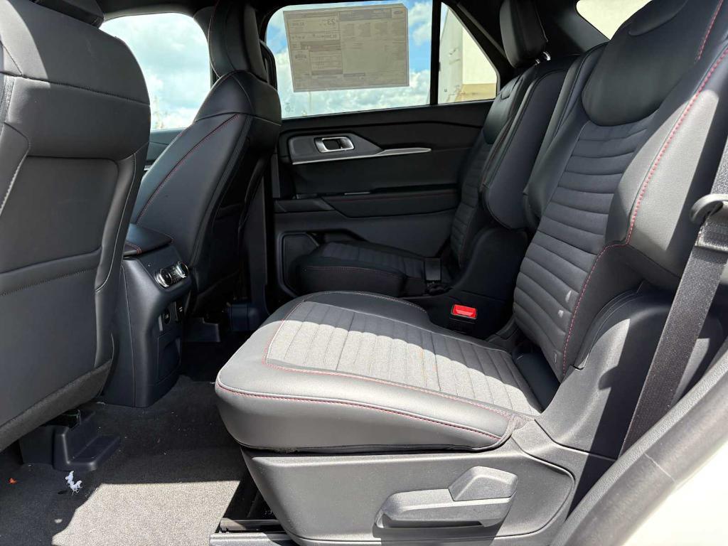 new 2025 Ford Explorer car, priced at $50,253