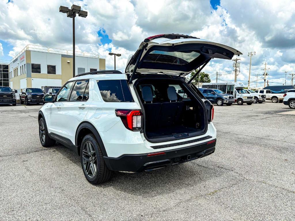 new 2025 Ford Explorer car, priced at $50,253
