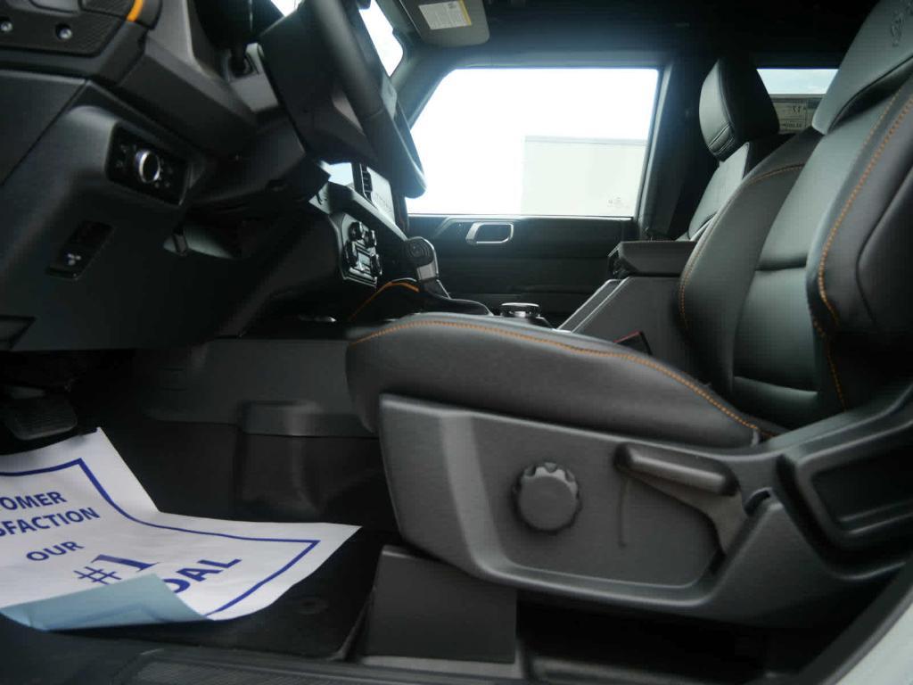 new 2024 Ford Bronco car, priced at $53,925