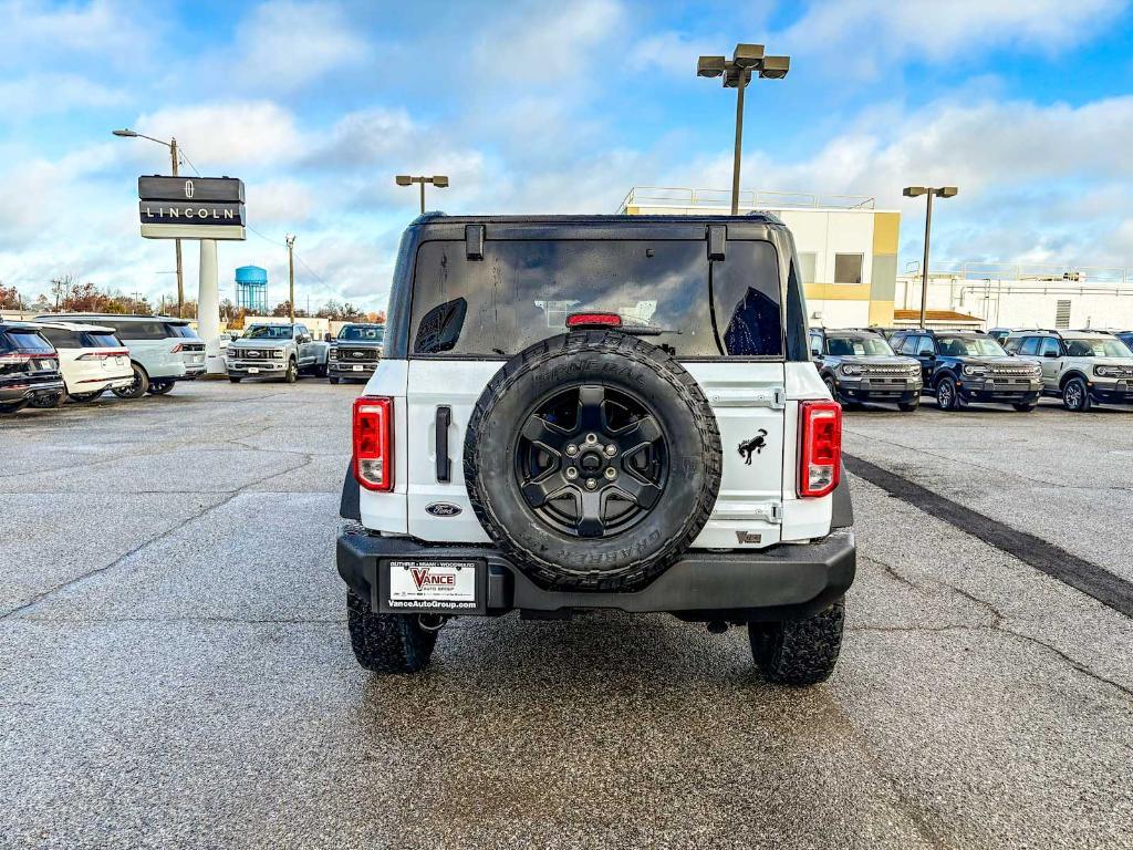 new 2025 Ford Bronco car, priced at $45,420