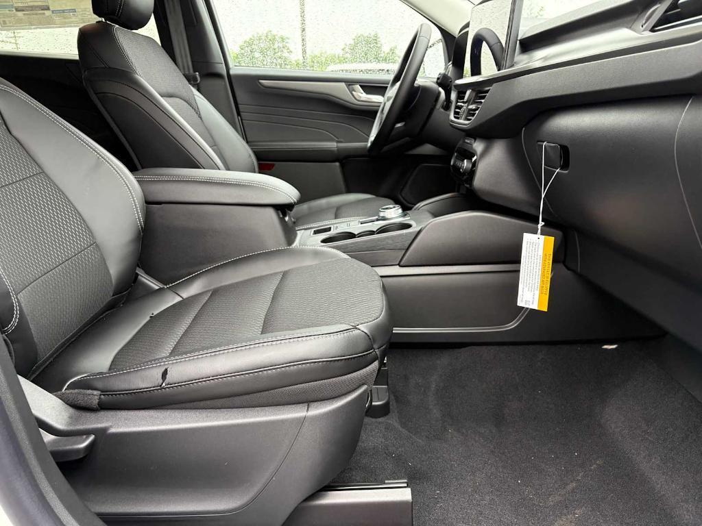 new 2025 Ford Escape car, priced at $36,890