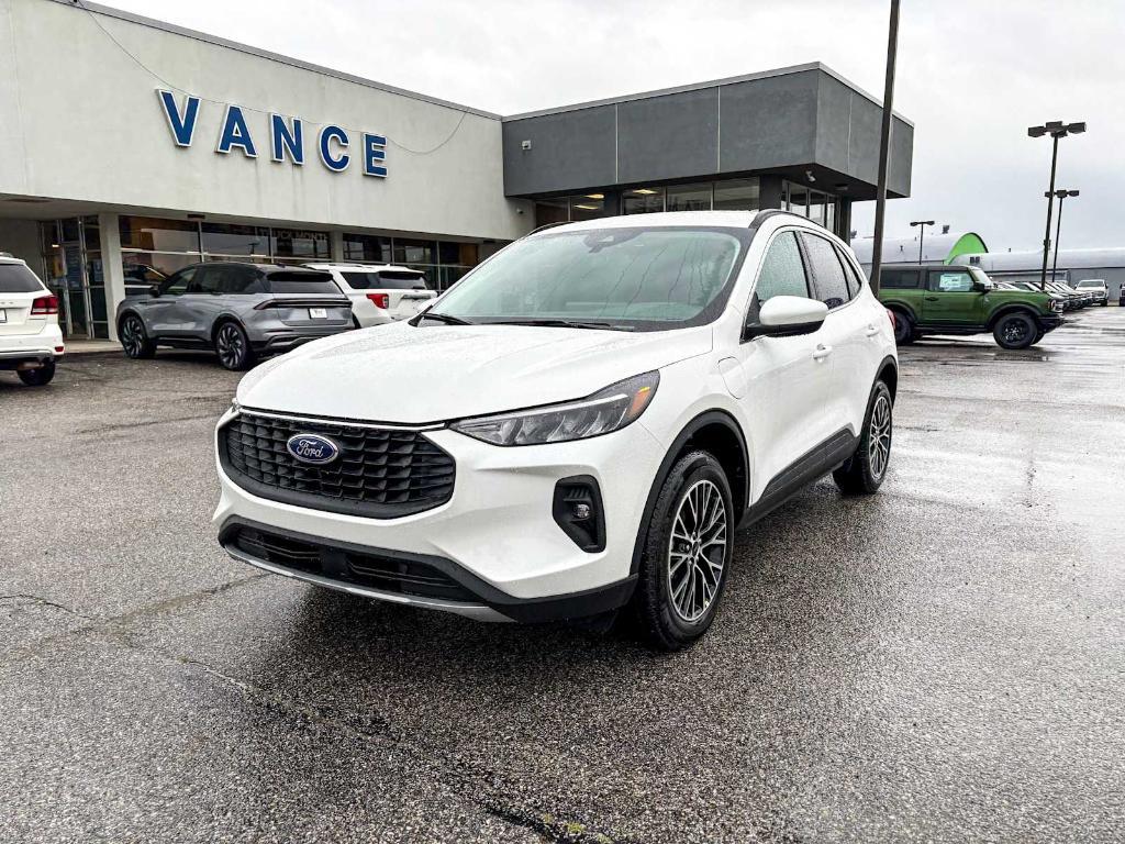 new 2025 Ford Escape car, priced at $36,890