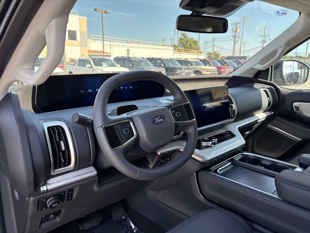 new 2025 Ford Expedition car, priced at $73,130