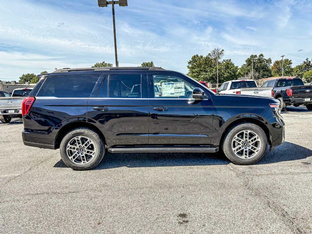 new 2025 Ford Expedition car, priced at $73,130