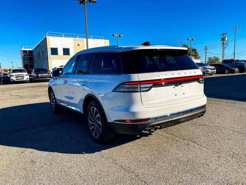 new 2025 Lincoln Aviator car, priced at $56,829