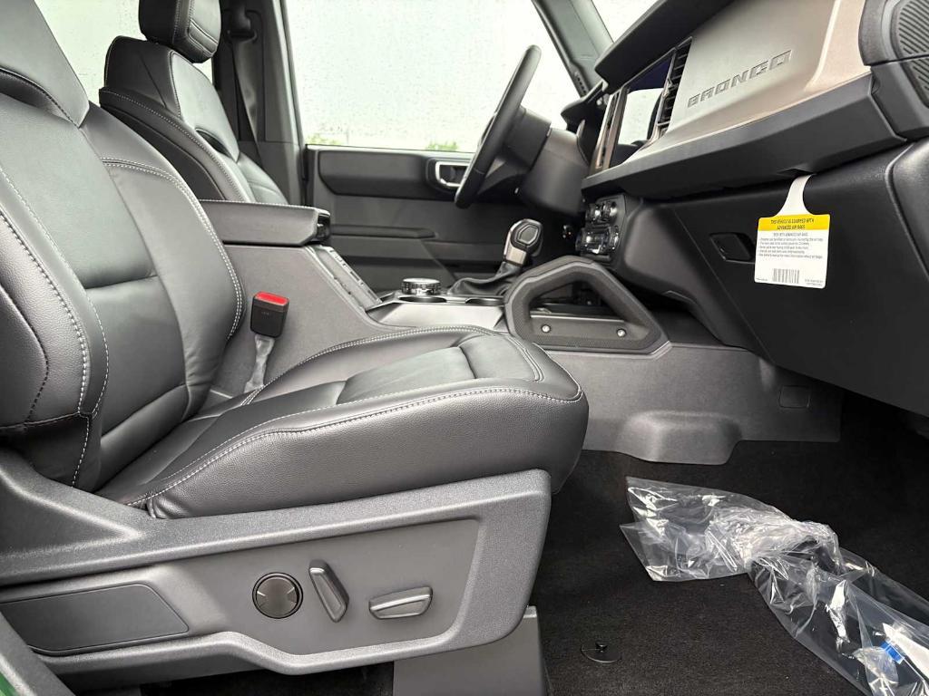 new 2025 Ford Bronco car, priced at $61,850