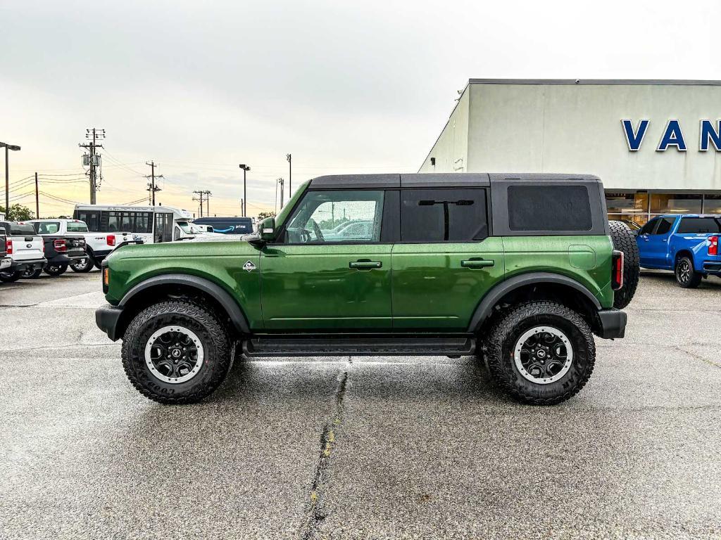 new 2025 Ford Bronco car, priced at $61,850