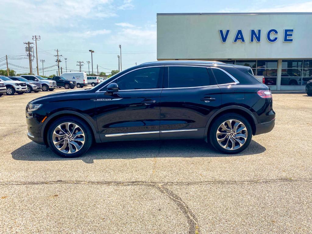 used 2022 Lincoln Nautilus car, priced at $34,793