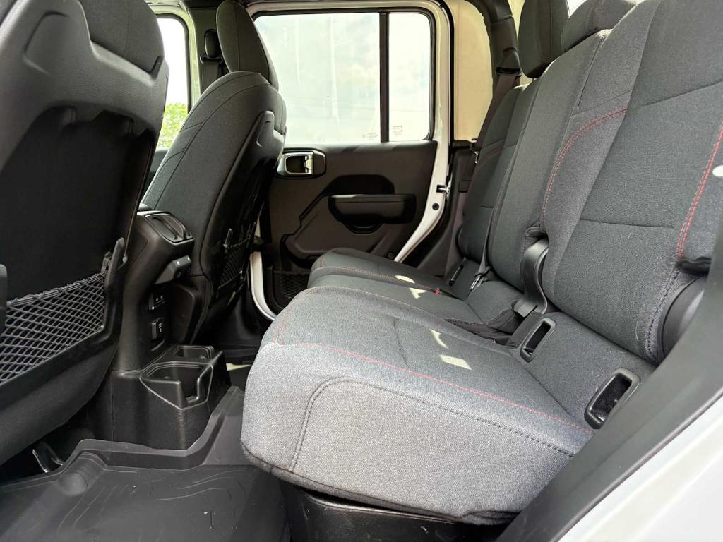 used 2025 Jeep Gladiator car, priced at $49,820