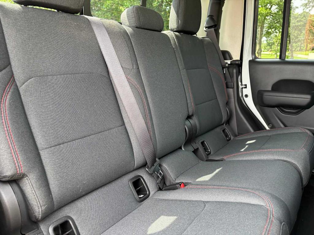 used 2025 Jeep Gladiator car, priced at $49,820