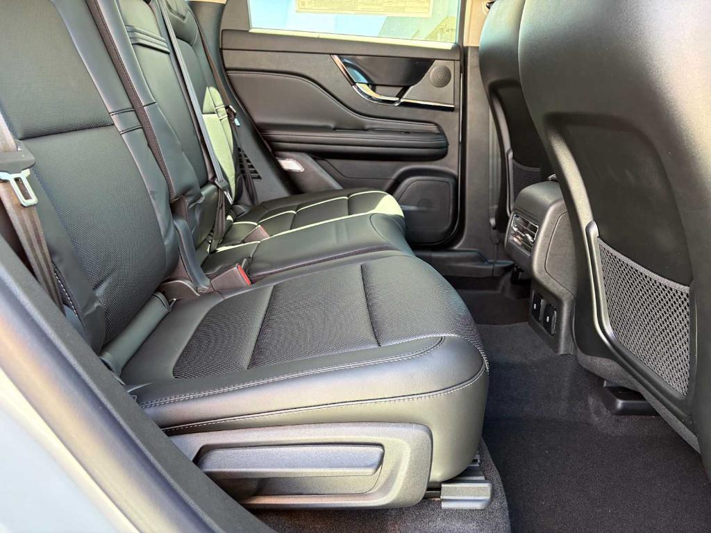 new 2025 Lincoln Corsair car, priced at $43,563