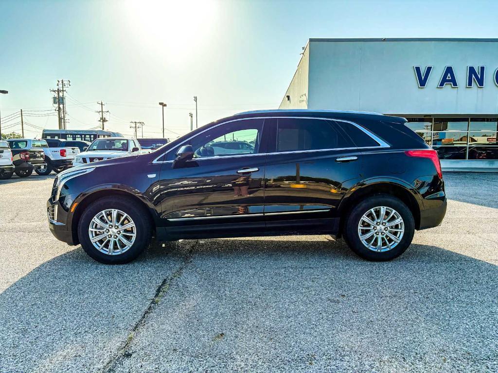 used 2017 Cadillac XT5 car, priced at $14,995