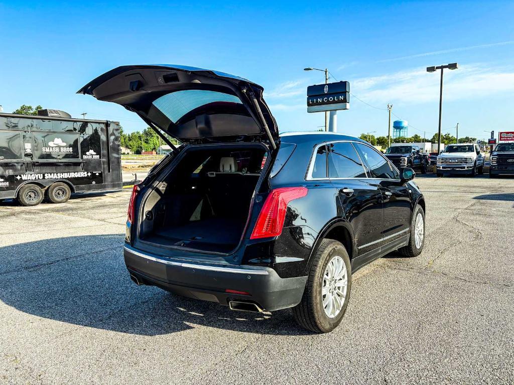 used 2017 Cadillac XT5 car, priced at $14,995