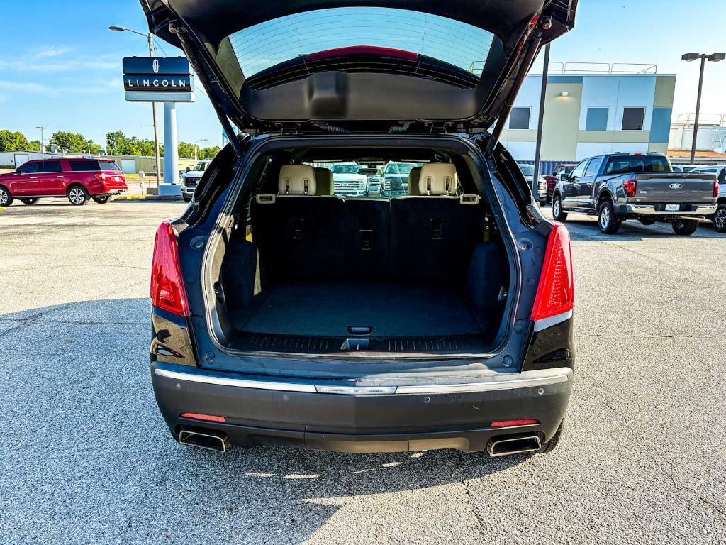 used 2017 Cadillac XT5 car, priced at $14,995