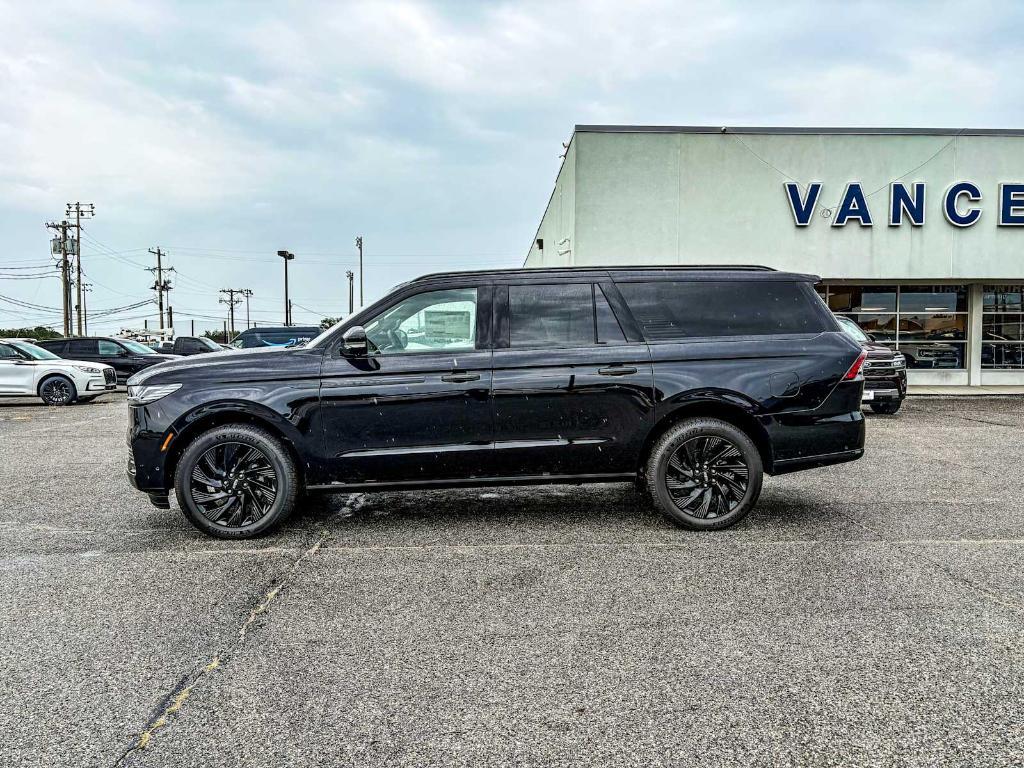 new 2025 Lincoln Navigator L car, priced at $105,225