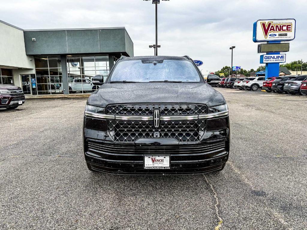 new 2025 Lincoln Navigator L car, priced at $105,225