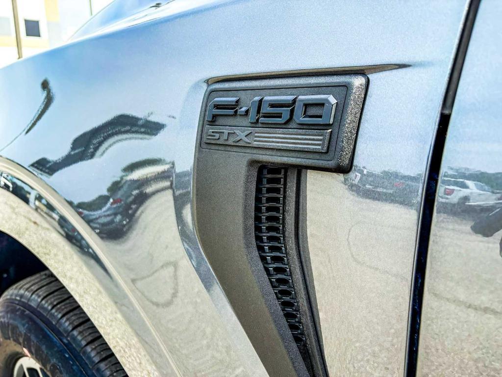 new 2025 Ford F-150 car, priced at $45,950
