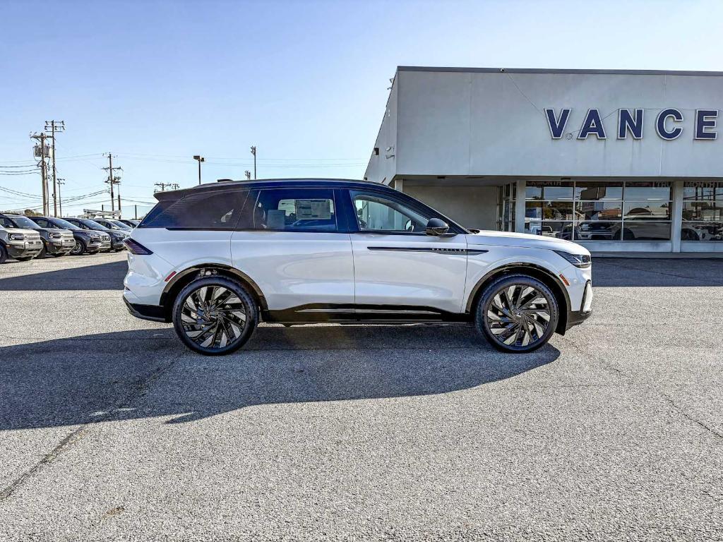 new 2026 Lincoln Nautilus car, priced at $69,995