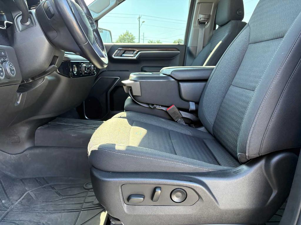 used 2022 Chevrolet Silverado 1500 car, priced at $41,723