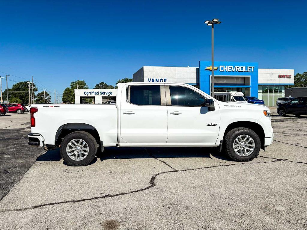 used 2022 Chevrolet Silverado 1500 car, priced at $41,723