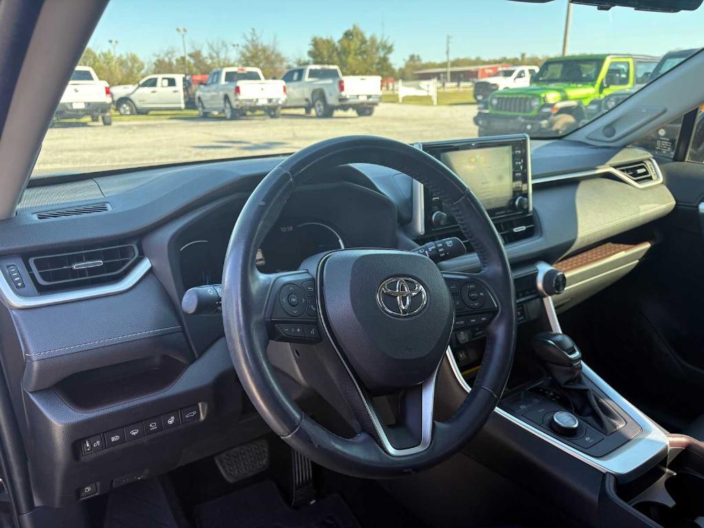 used 2019 Toyota RAV4 Hybrid car, priced at $22,925