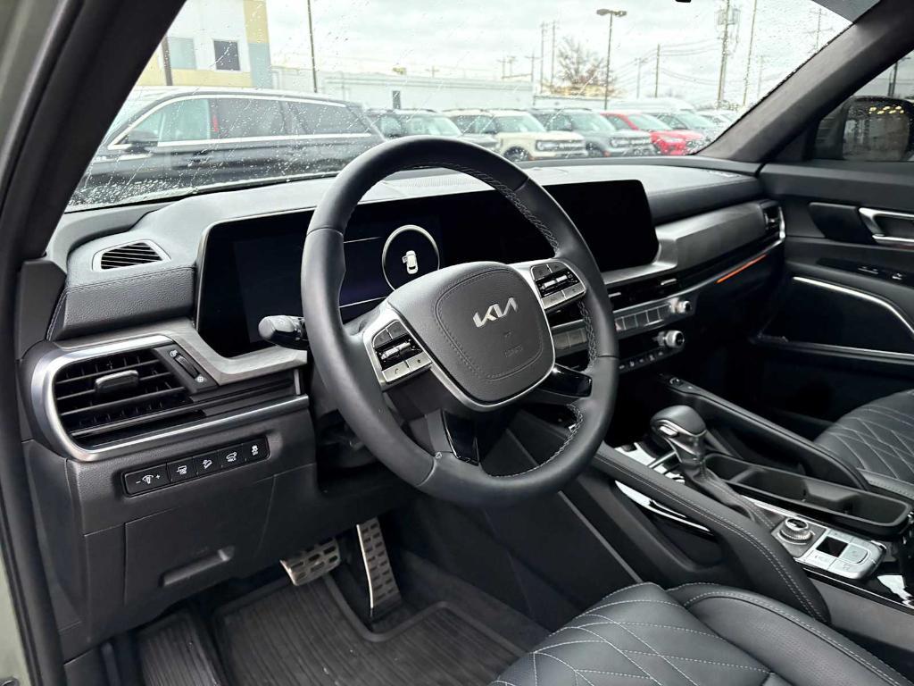 used 2025 Kia Telluride car, priced at $50,912