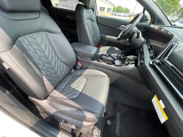 new 2025 Kia Sportage car, priced at $47,104