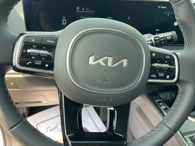 new 2025 Kia Sorento car, priced at $39,424