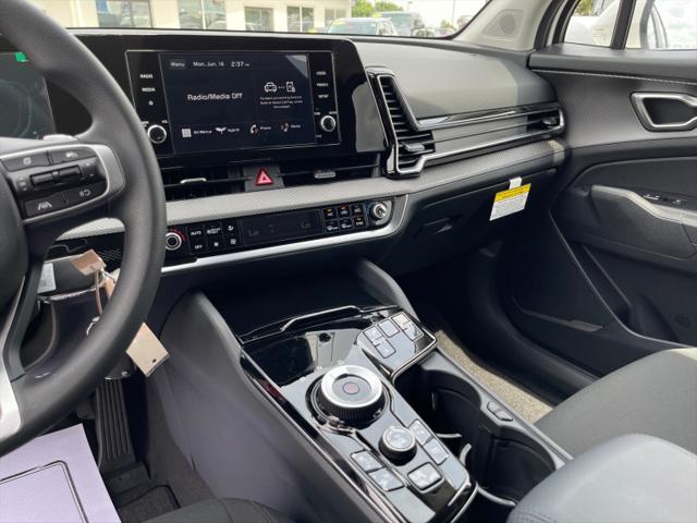 new 2025 Kia Sportage Hybrid car, priced at $33,005