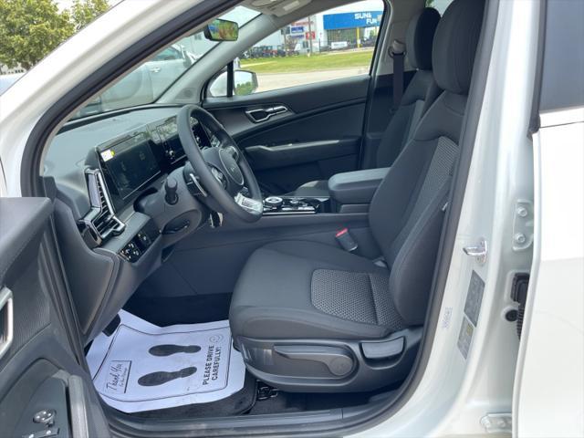 new 2025 Kia Sportage Hybrid car, priced at $33,005