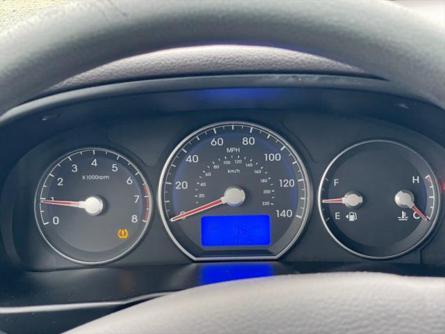 used 2012 Hyundai Santa Fe car, priced at $11,970