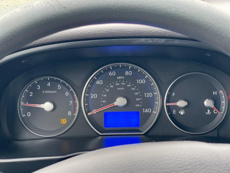 used 2012 Hyundai Santa Fe car, priced at $9,970