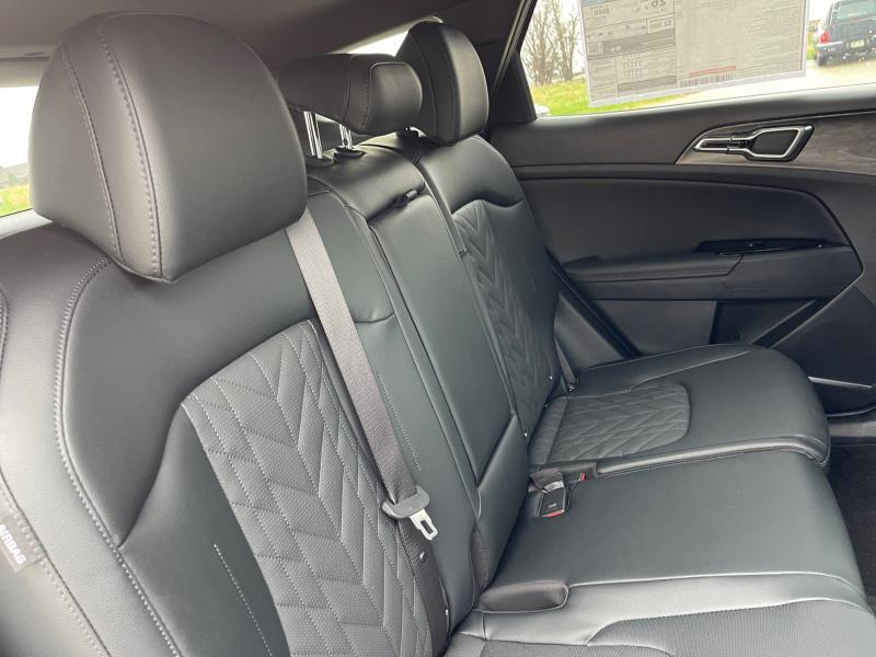 new 2025 Kia Sportage car, priced at $41,424
