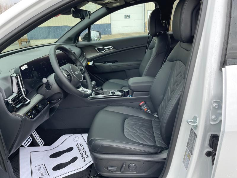 new 2025 Kia Sportage car, priced at $41,424