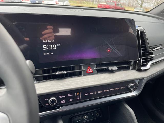 new 2025 Kia Sportage car, priced at $41,424