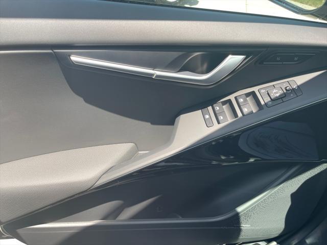 new 2025 Kia Niro car, priced at $33,305