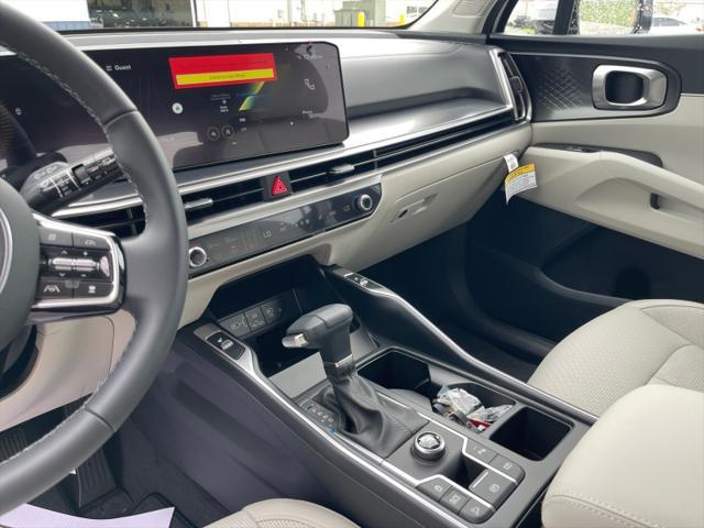 new 2025 Kia Sorento car, priced at $43,755