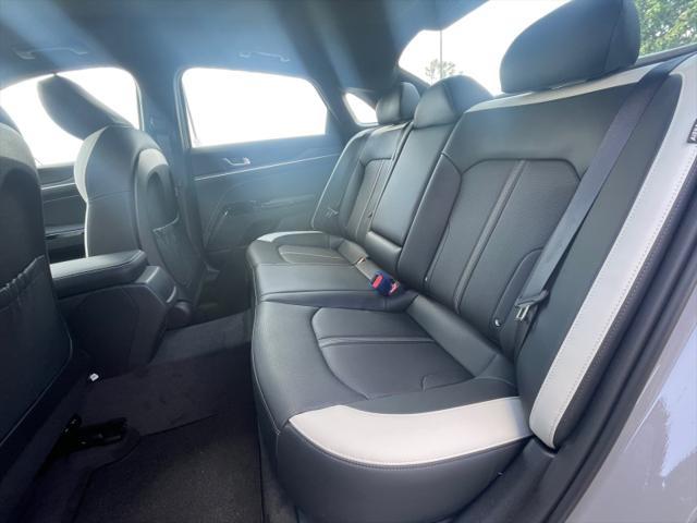new 2025 Kia K5 car, priced at $34,044