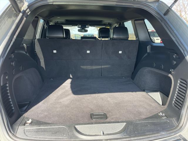 used 2020 Jeep Grand Cherokee car, priced at $17,970