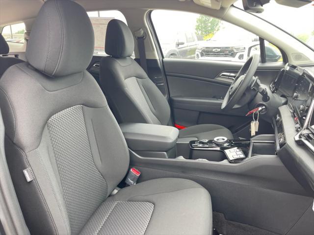new 2025 Kia Sportage Hybrid car, priced at $33,304