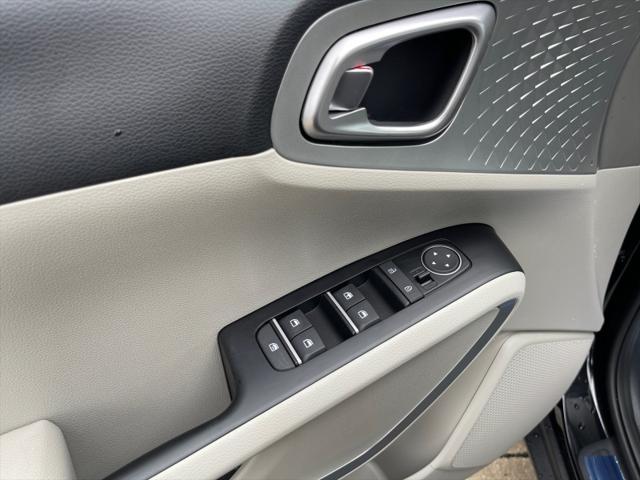 new 2025 Kia Soul car, priced at $22,504