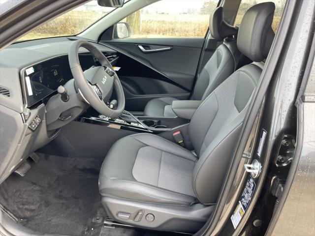 new 2025 Kia Niro car, priced at $30,564