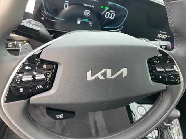 new 2025 Kia Niro car, priced at $30,564