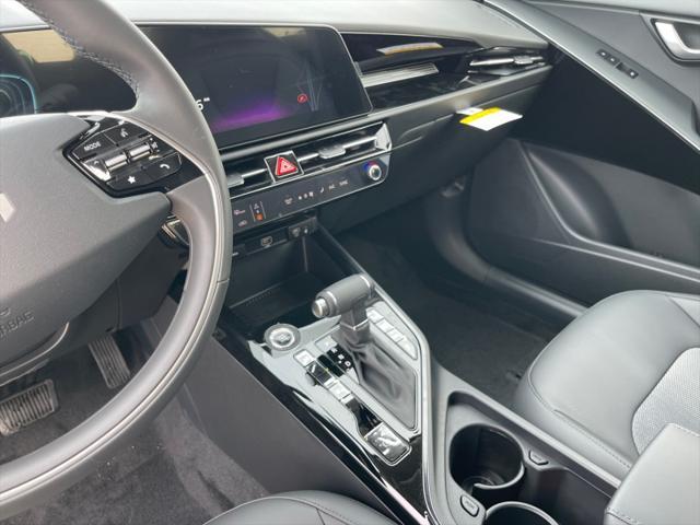 new 2025 Kia Niro car, priced at $30,564