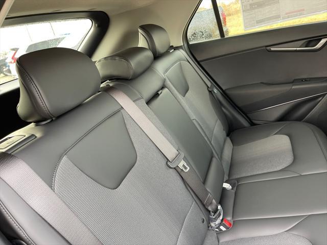 new 2025 Kia Niro car, priced at $30,564