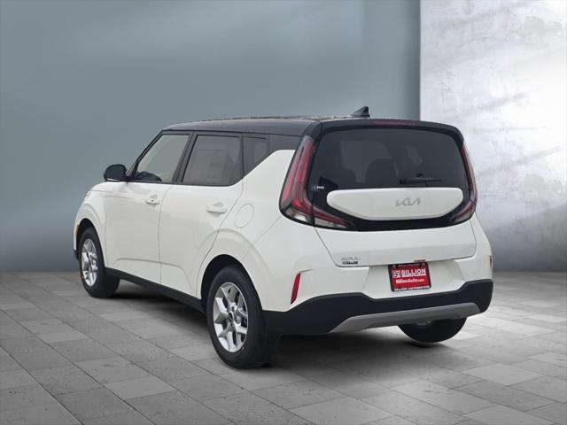 new 2025 Kia Soul car, priced at $25,004