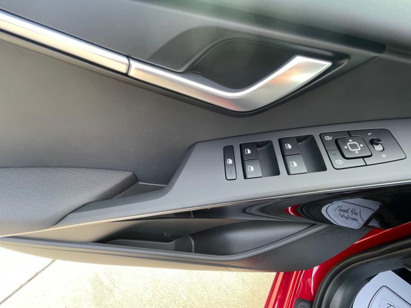 new 2025 Kia Niro car, priced at $30,504